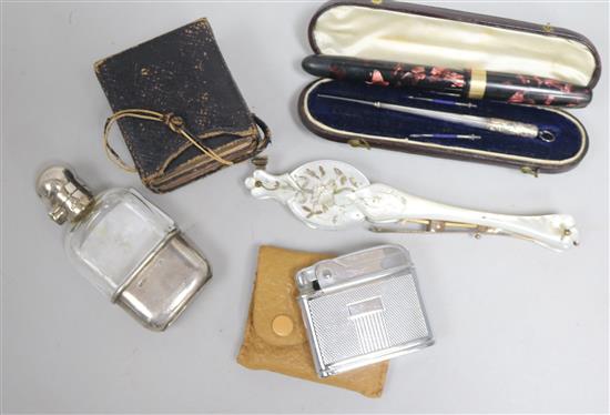 A pen and silver mounted flask, mixed collectables (6)